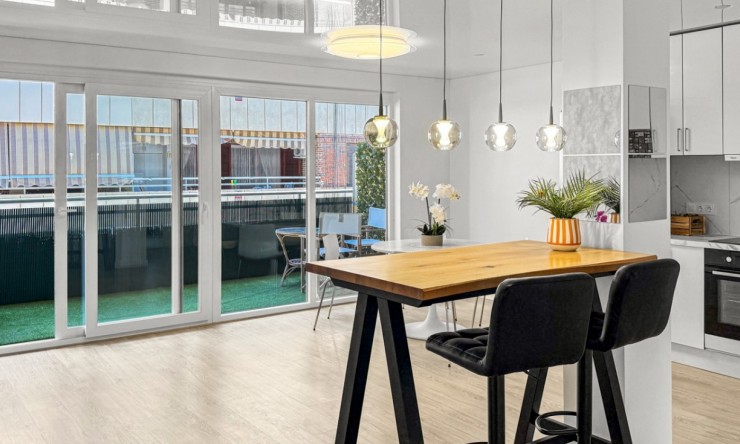 Reventa - Apartamento - Torrevieja - El Acequión - Los Náufragos