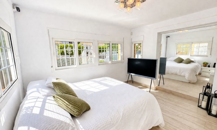 Re-Sale - Detached Villa - Orihuela Costa - Los Dolses
