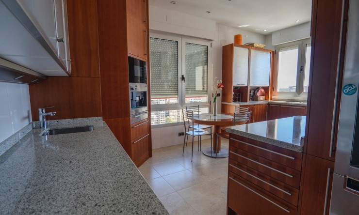 Wederverkoop - Appartement - Benidorm - Benidorm - Stad
