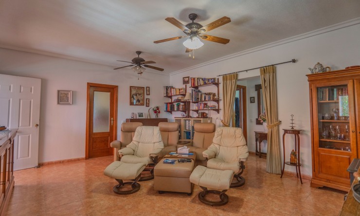 Re-Sale - Country Property - Orihuela - San Bartolome