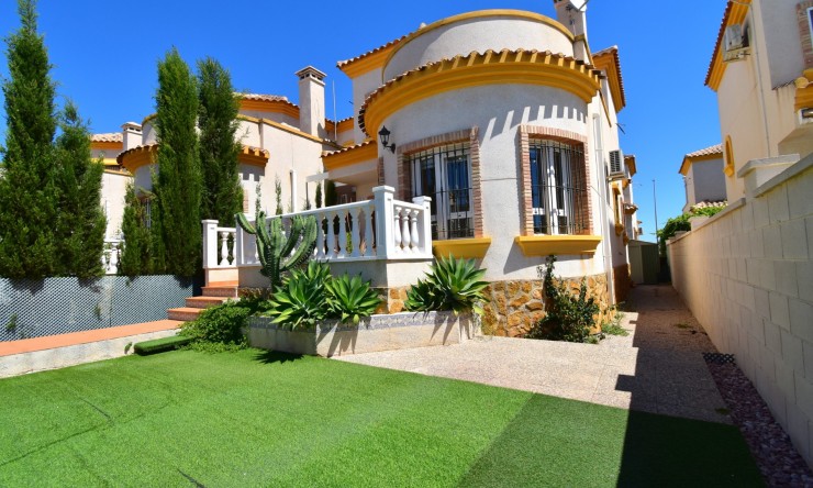 Rental - Detached Villa - Los Montesinos - La Herrada
