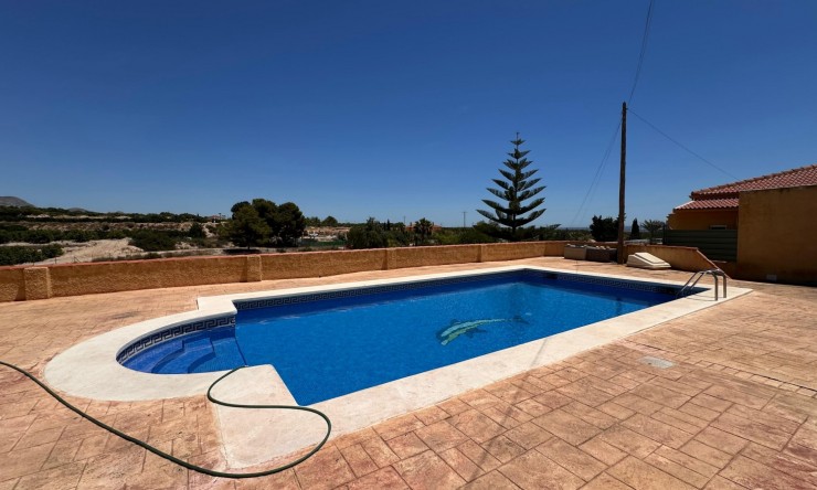 Re-Sale - Country Property - Albatera - Albatera - Country