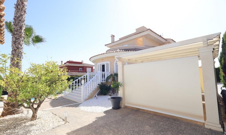Re-Sale - Detached Villa - Ciudad Quesada - La Laguna
