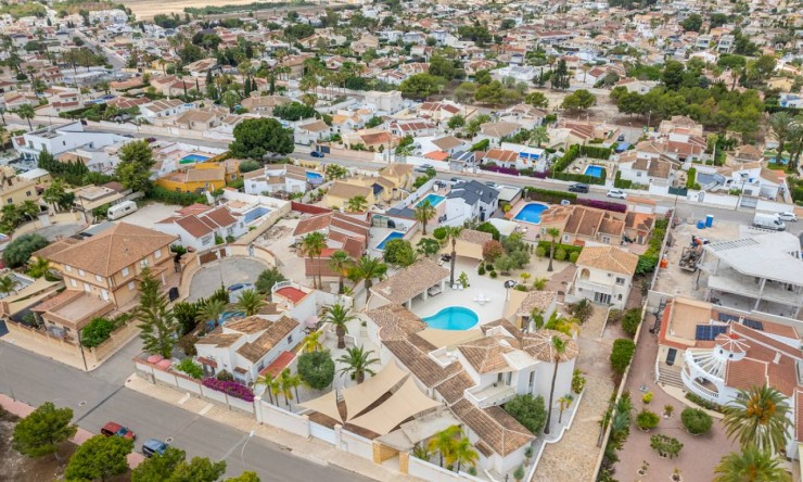 Wederverkoop - Vrijstaande Villa - Ciudad Quesada - Ciudad Quesada - Stad