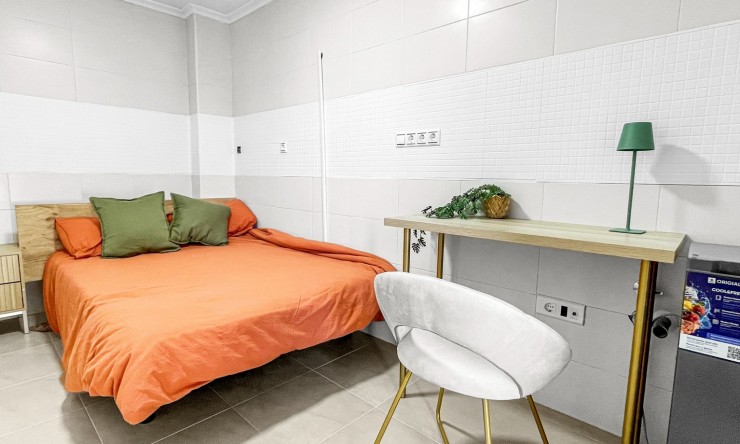 Re-Sale - Apartment - Torrevieja - El Acequión - Los Náufragos