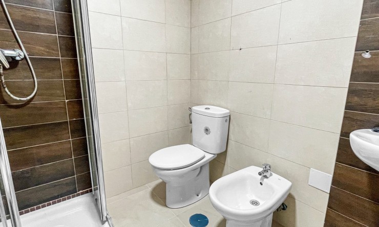 Re-Sale - Apartment - Torrevieja - El Acequión - Los Náufragos