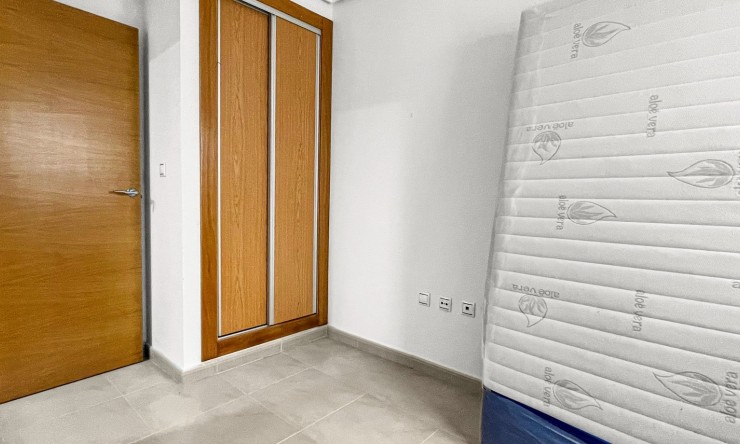 Re-Sale - Apartment - Torrevieja - El Acequión - Los Náufragos