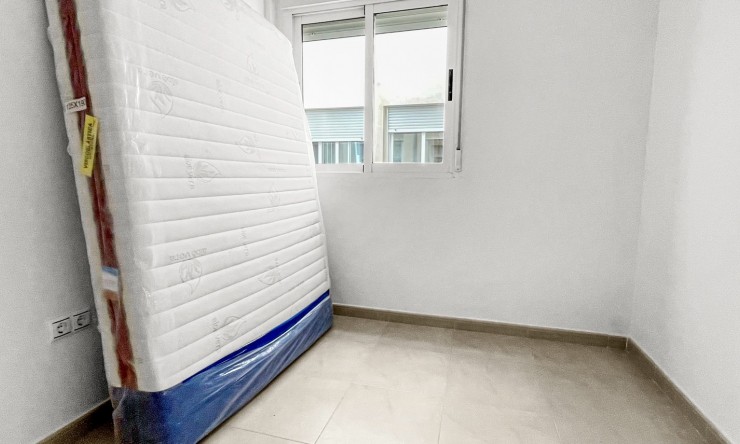 Re-Sale - Apartment - Torrevieja - El Acequión - Los Náufragos