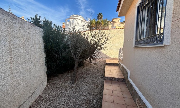 Re-Sale - Detached Villa - Ciudad Quesada - La Marquesa