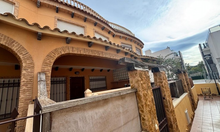 Re-Sale - Townhouse - Guardamar del Segura - El Eden