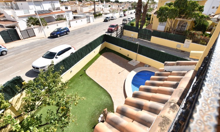 Re-Sale - Detached Villa - Orihuela Costa - Los Dolses
