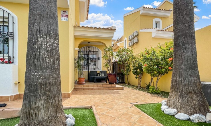 Re-Sale - Detached Villa - Orihuela Costa - Los Dolses