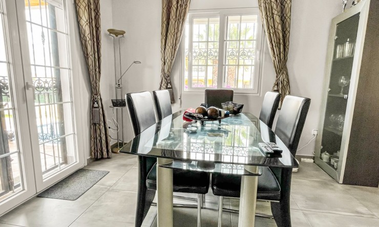 Re-Sale - Detached Villa - Orihuela Costa - Los Dolses