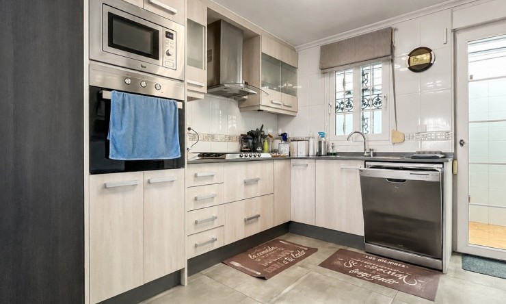 Re-Sale - Detached Villa - Orihuela Costa - Los Dolses