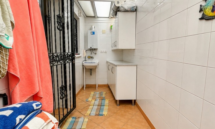 Re-Sale - Detached Villa - Orihuela Costa - Los Dolses