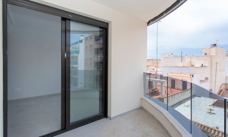 Re-Sale - Apartment - Torrevieja - Torrevieja - Centre