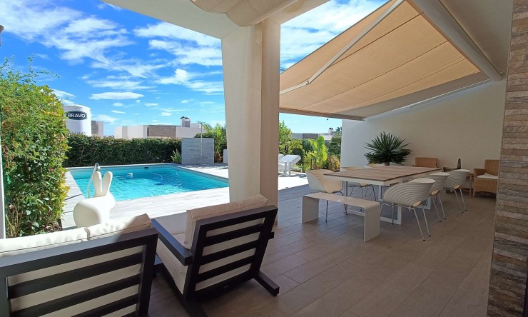 Videresalg - Frittliggende Villa - Algorfa - La Finca Golf Resort