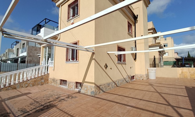 Re-Sale - Detached Villa - Orihuela Costa - Lomas de Don Juan