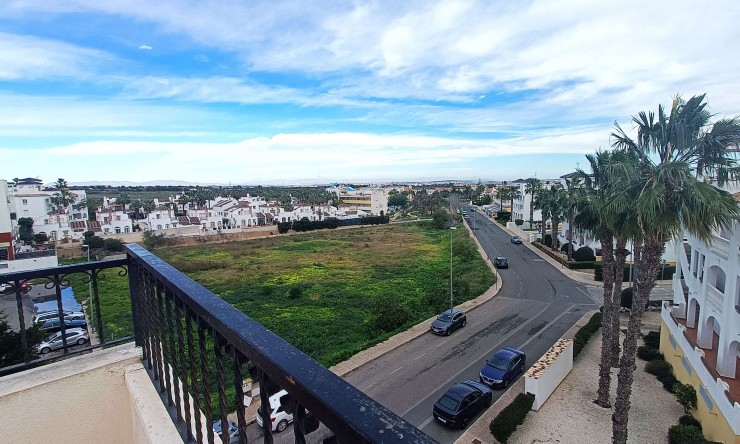 Re-Sale - Apartment - Orihuela Costa - Villamartin