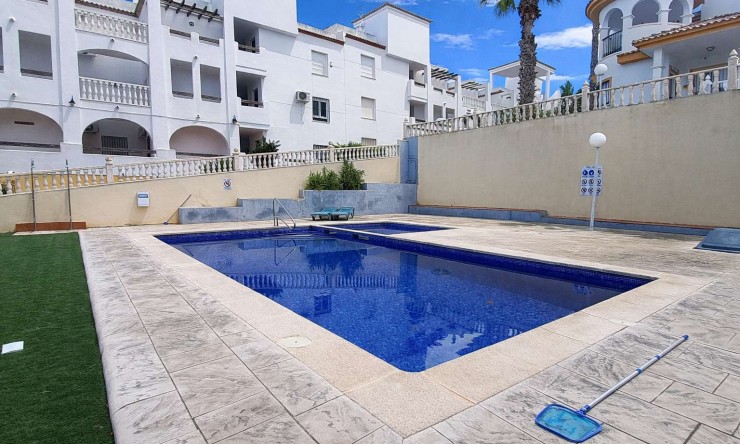 Re-Sale - Apartment - Orihuela Costa - Villamartin