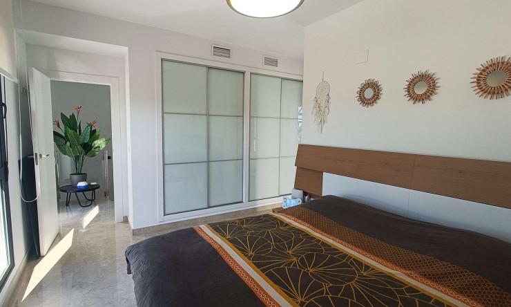 Videresalg - Frittliggende Villa - Algorfa - La Finca Golf Resort