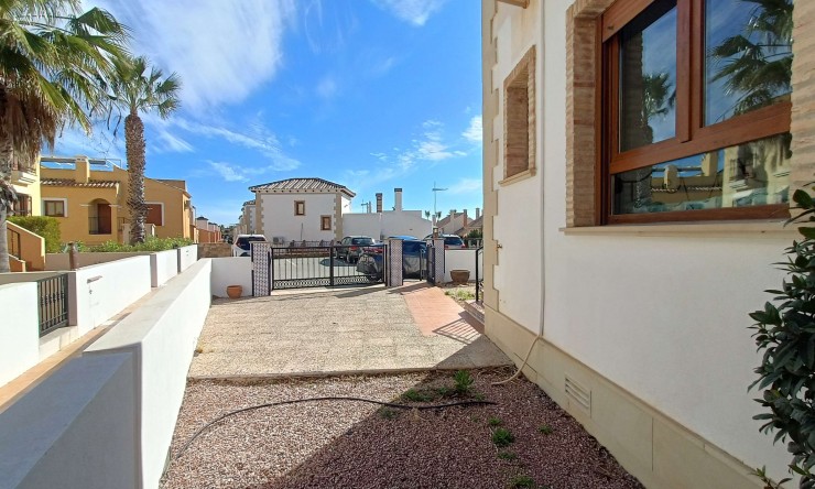 Re-Sale - Detached Villa - Algorfa - La Finca Golf Resort