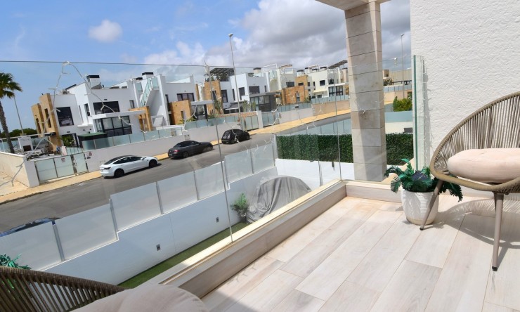 Re-Sale - Detached Villa - Orihuela Costa - Lomas de Cabo Roig