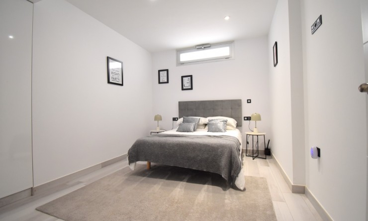 Re-Sale - Detached Villa - Orihuela Costa - Lomas de Cabo Roig