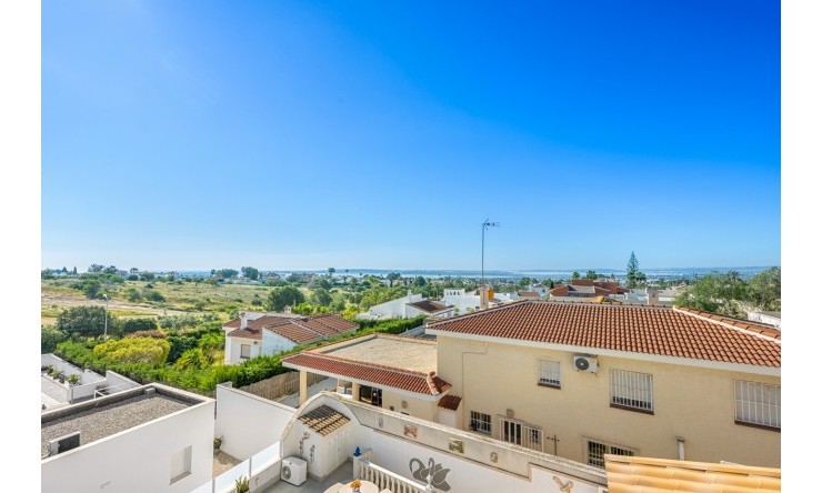 Videresalg - Frittliggende Villa - Ciudad Quesada - Ciudad Quesada - Byen