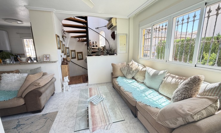 Re-Sale - Detached Villa - Orihuela Costa - Villamartin