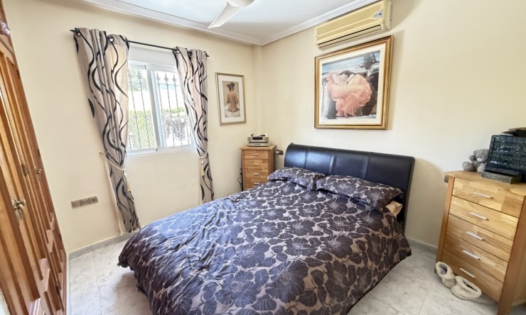 Re-Sale - Detached Villa - Orihuela Costa - Villamartin