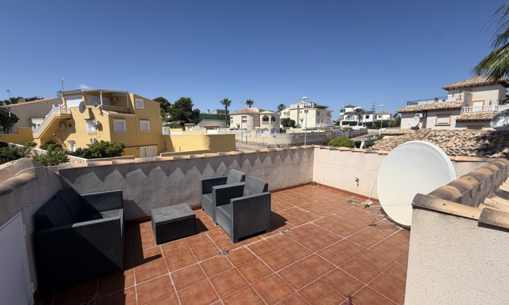 Re-Sale - Detached Villa - Orihuela Costa - Villamartin