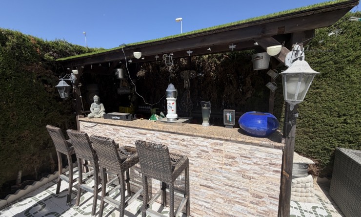 Re-Sale - Detached Villa - Orihuela Costa - Villamartin