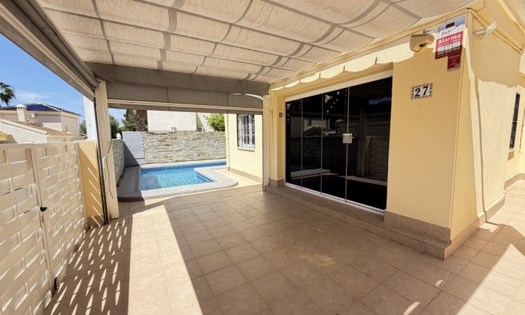 Re-Sale - Detached Villa - Orihuela Costa - Las Ramblas