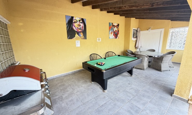 Re-Sale - Detached Villa - Orihuela Costa - Villamartin