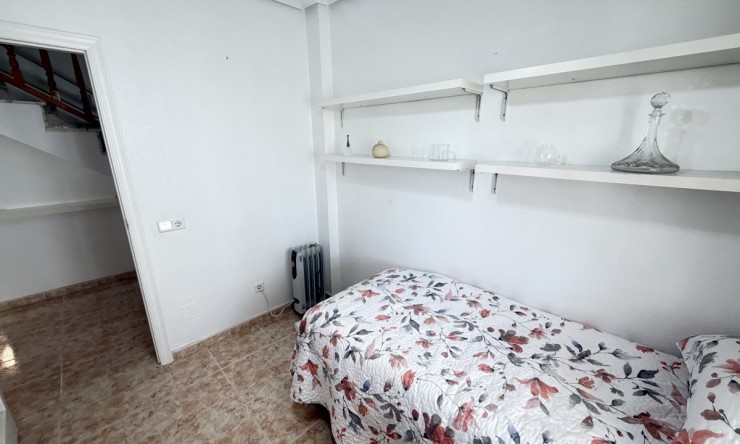 Re-Sale - Duplex - Orihuela Costa - La Zenia