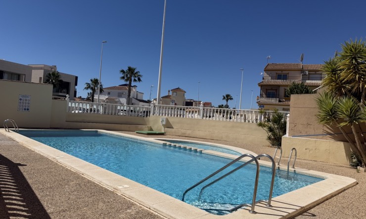 Re-Sale - Duplex - Orihuela Costa - La Zenia