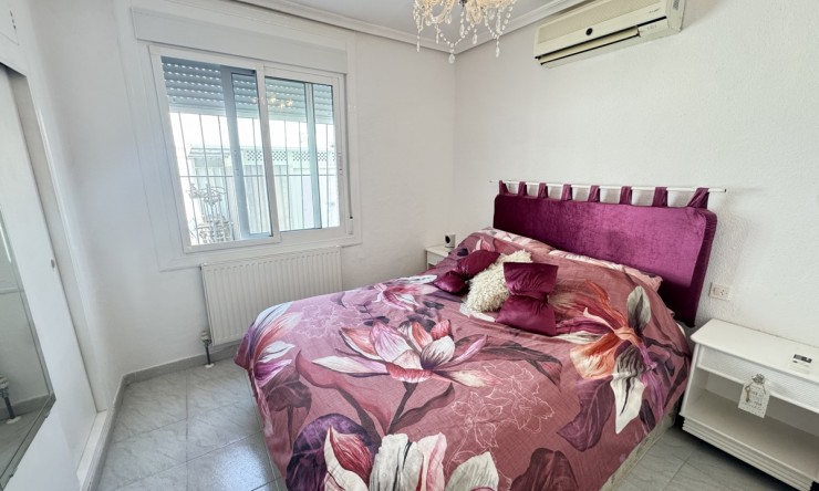 Re-Sale - Detached Villa - Orihuela Costa - Villamartin
