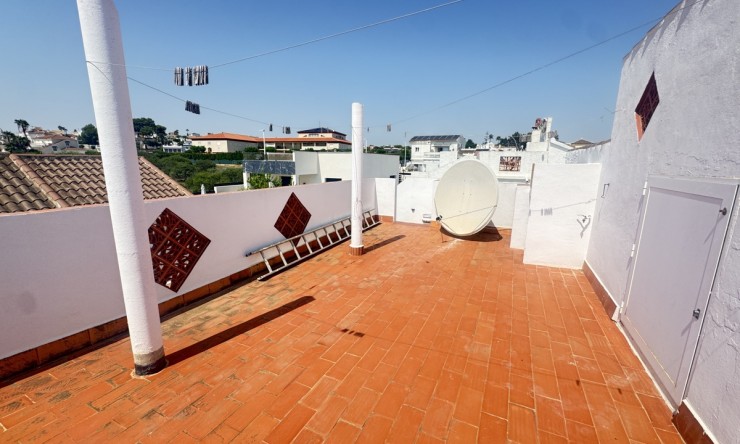 Re-Sale - Detached Villa - Orihuela Costa - Villamartin