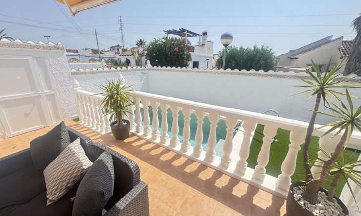 Re-Sale - Detached Villa - Orihuela Costa - Villamartin