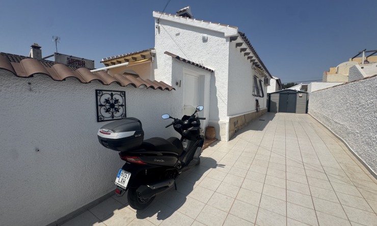 Re-Sale - Detached Villa - Orihuela Costa - Villamartin