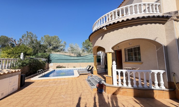 Re-Sale - Detached Villa - Orihuela Costa - Villamartin