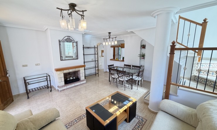 Re-Sale - Detached Villa - Orihuela Costa - Villamartin