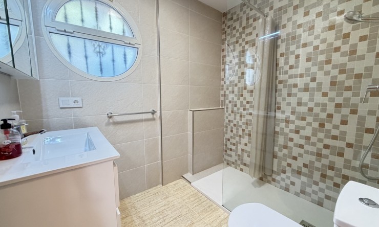 Re-Sale - Detached Villa - Orihuela Costa - Villamartin