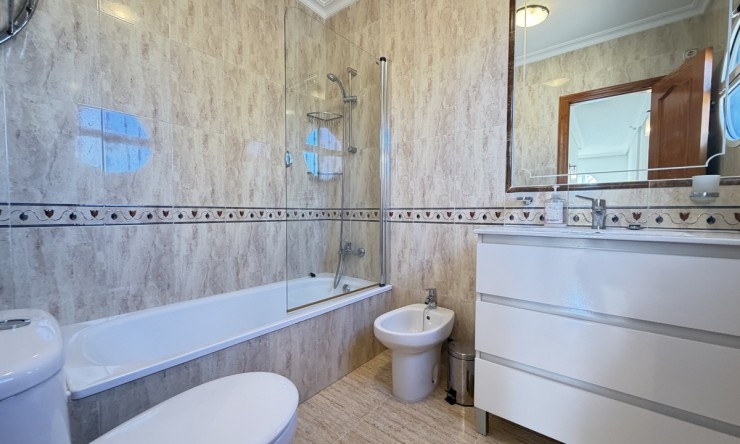Re-Sale - Detached Villa - Orihuela Costa - Villamartin