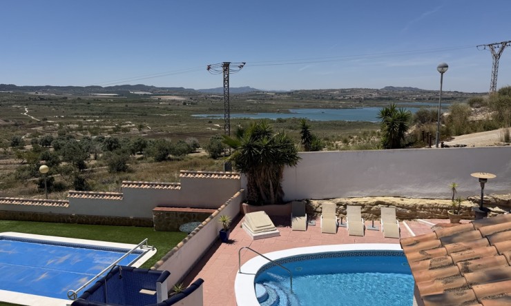 Wederverkoop - Vrijstaande Villa - San Miguel de Salinas - Lake View Mansions