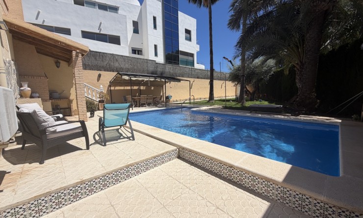 Re-Sale - Detached Villa - Torrevieja - Los Balcones