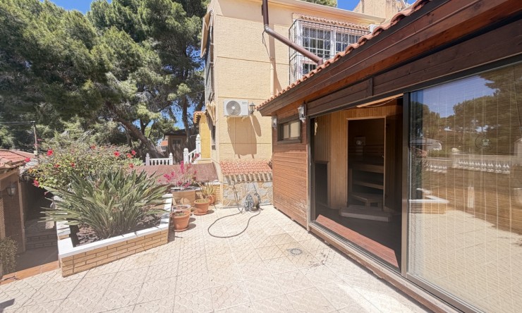 Re-Sale - Detached Villa - Torrevieja - Los Balcones