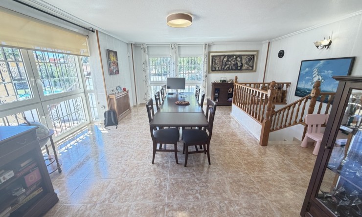 Re-Sale - Detached Villa - Torrevieja - Los Balcones