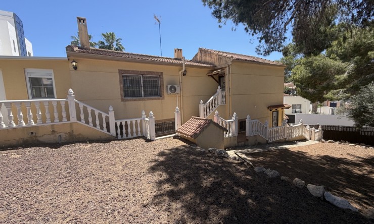 Re-Sale - Detached Villa - Torrevieja - Los Balcones